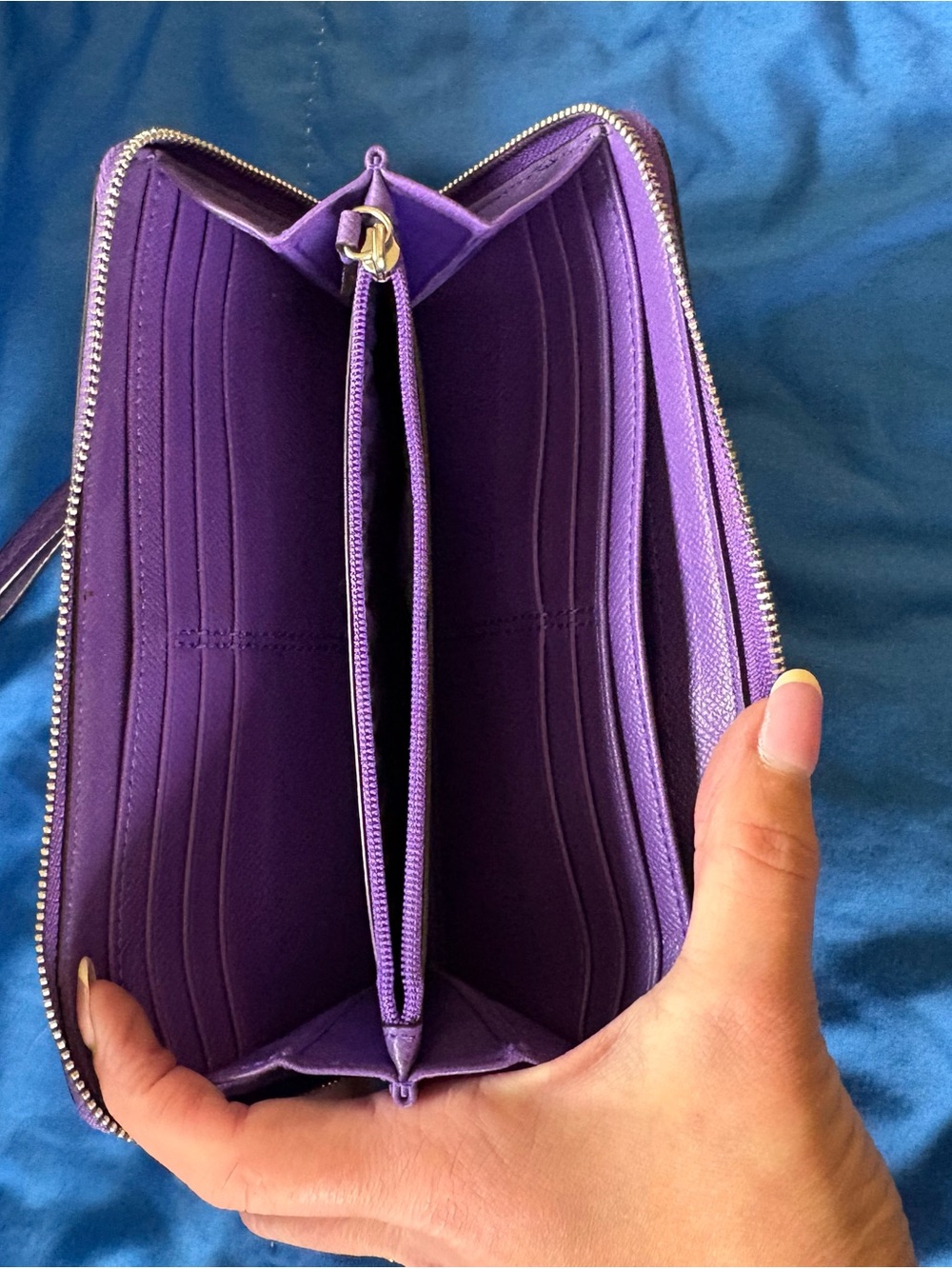 Coach Violet Pebbled Leather Zip Around Wallet - Picture 4 of 6